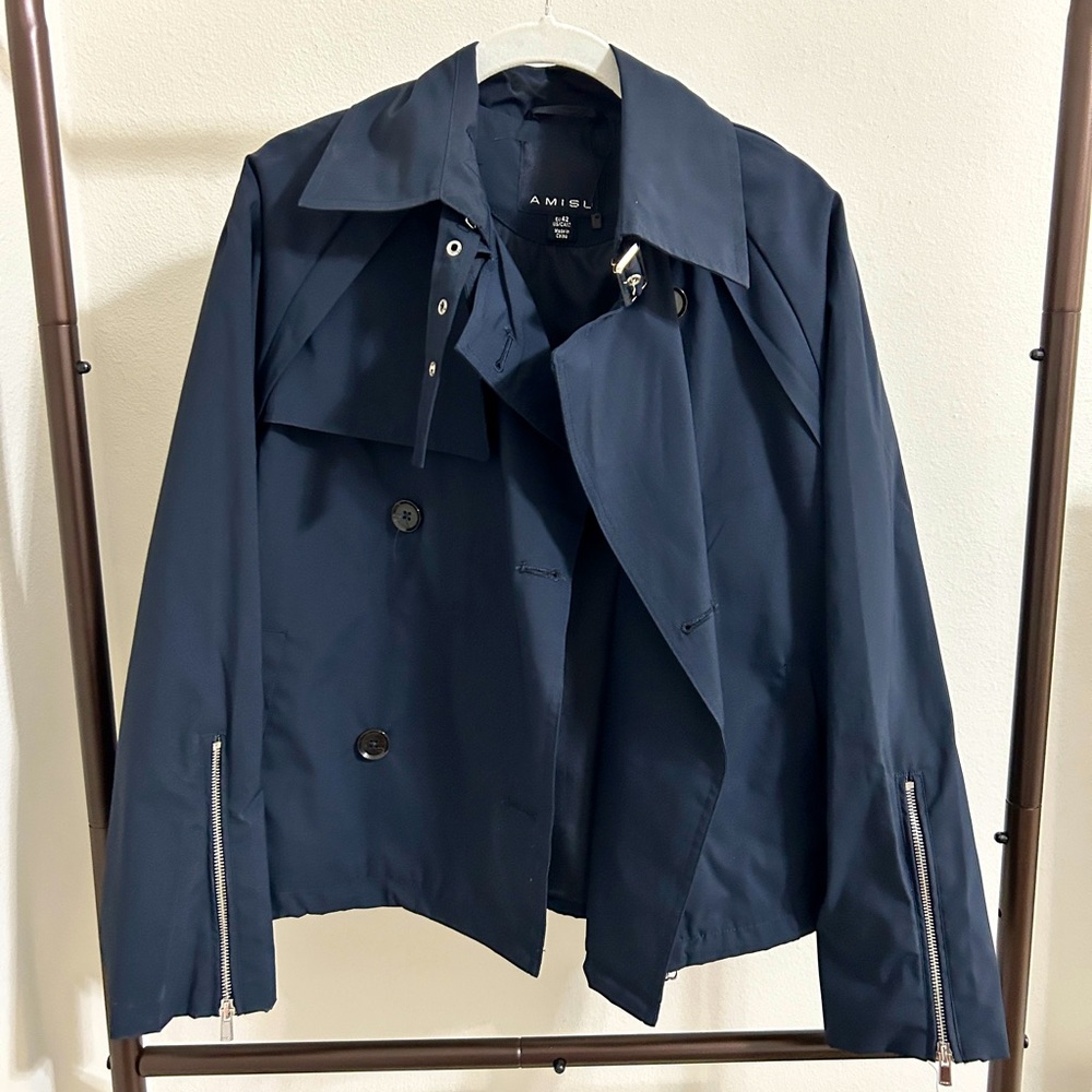 Navy Rain jacket cropped